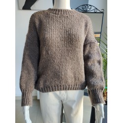 Moherowy sweter z szerokimi rękawami - kakao