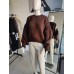Moherowy sweter z szerokimi rękawami - czekoladowy