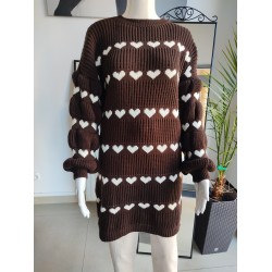 Sukienka, sweter z bufiastymi rękawami - czekoladowy