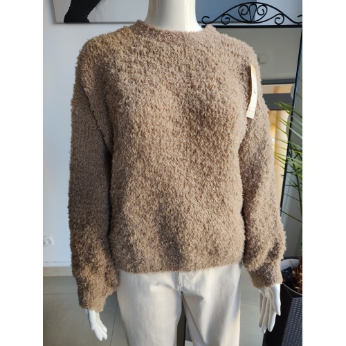 Sweter baranek z Baby Alpaca - latte Sweter baranek z Baby Alpaca - latte
