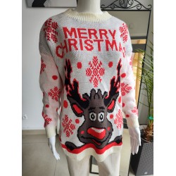 Long Christmas sweater with reindeer - White