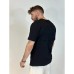 T-shirt z wytłaczanymi napisami - czarny