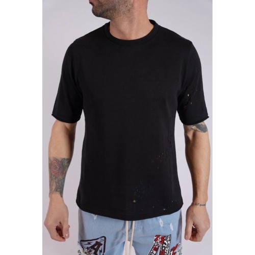Gestricktes T-Shirt mit dekorativen Löchern – schwarz