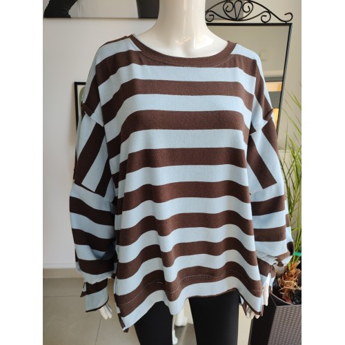 Bluza a'la ponczo w czekoladowe paski - błękitny