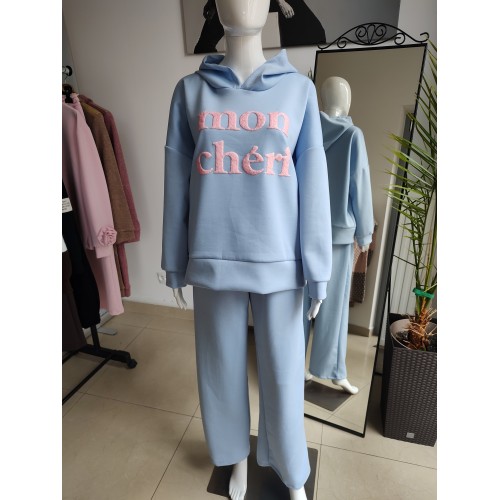 Mon cheri Oversized Kapuzenpullover – baby blue Mon cheri Oversized Kapuzenpullover – baby blue