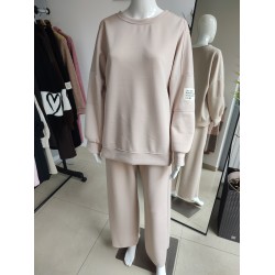 Oversized buttery tracksuit with patch - beige