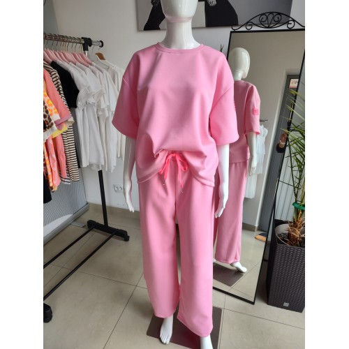 Butter-like tracksuit set with short sleeves, neon - baby pink