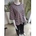 Kurzärmeliger Trainingsanzug mit Butterprint und Streifen – schwarz/puderfarben Kurzärmeliger Trainingsanzug mit Butterprint und Streifen – schwarz/puderfarben