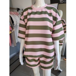 Butter summer tracksuit set with stripes and patch - khaki/powder Butter summer tracksuit set with stripes and patch - khaki/powder