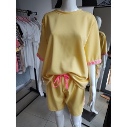 Herzförmiger Butter-Trainingsanzug für den Sommer – Banane Herzförmiger Butter-Trainingsanzug für den Sommer – Banane