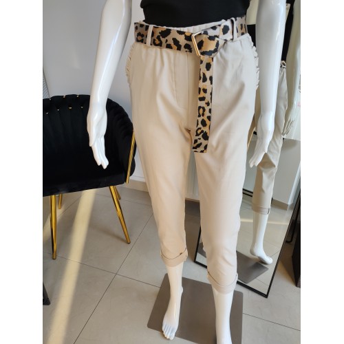 Viscose trousers with ruffles - beige