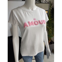 T-Shirt mit rosa AMOUR-Aufschrift – weiß