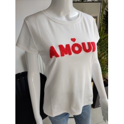 T-Shirt mit rottem AMOUR-Aufschrift – weiß