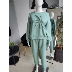 Butterweicher Trainingsanzug mit Blume - mint