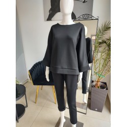 Butterweicher Trainingsanzug mit Sweatshirt mit U-Boot-Ausschnitt - schwarz