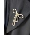 One-button blazer with a brooch - navy blue