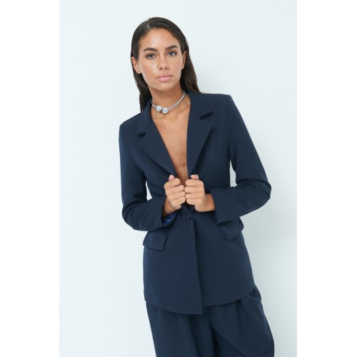 One-button blazer with a brooch - navy blue