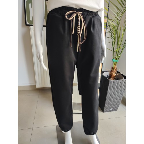 Masełkowe spodnie dresowe z ociepleniem - czarny