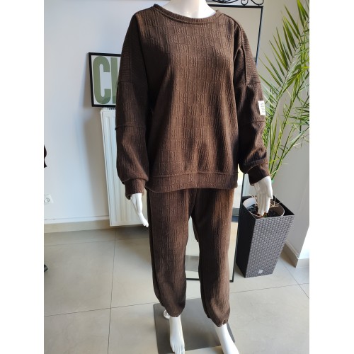 Oversized Strick-Trainingsanzug im modischen Stil – Schokolade