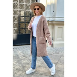 Lange, dekorativ gestrickte Strickjacke – latte Lange, dekorativ gestrickte Strickjacke – latte