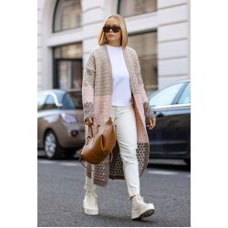 Lange, dreifarbige Strickjacke – Brauntöne mit Puder Lange, dreifarbige Strickjacke – Brauntöne mit Puder