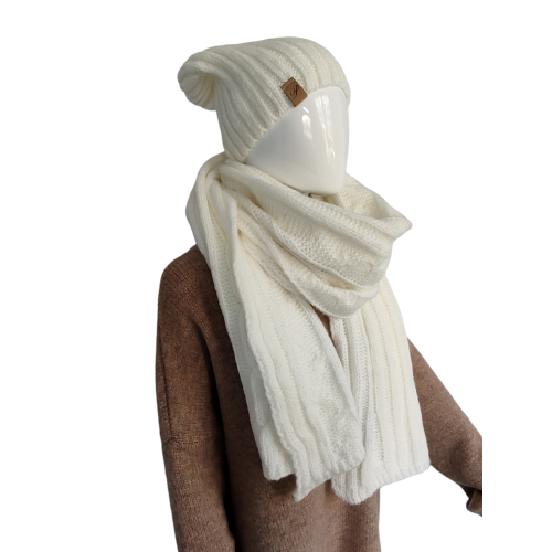 Komplet czapka + szal - biały Komplet czapka + szal - biały