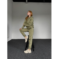 Tracksuit with decorative belt and hood - olive