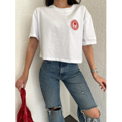 Kurzes T-Shirt mit aufgesticktem Herz - weiß
