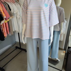 Masełkowy komplet dresowy z krótkim rękawem paski - baby blue/puder One size