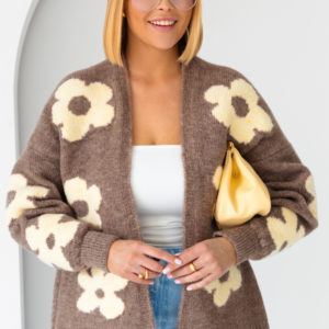 Krótki kardigan w kwiaty oversize - kakao/wanilia One size Sploty