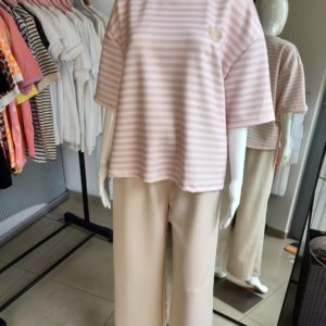 Masełkowy komplet dresowy z krótkim rękawem paski - beżowy/puder One size